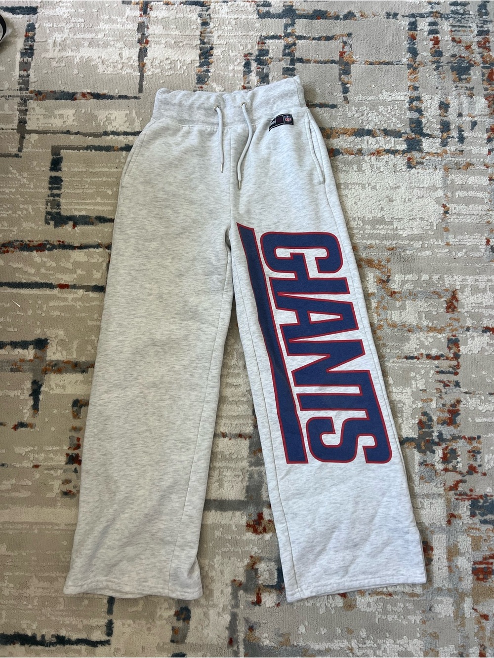 NFL Gray Sweatpants with Navy and Red GIANTS Side Graphic